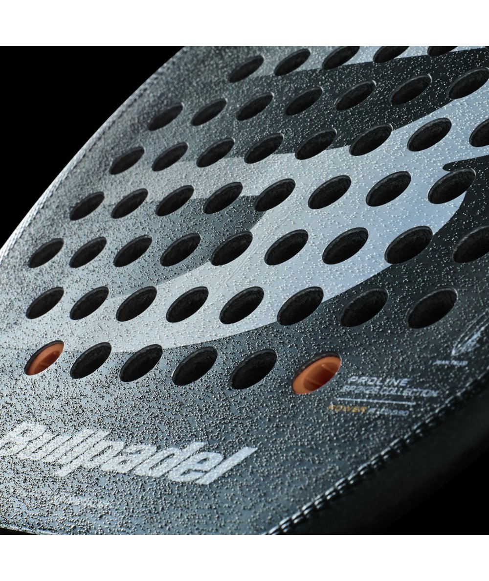 Bullpadel VERTEX 04 05 Padel Racket